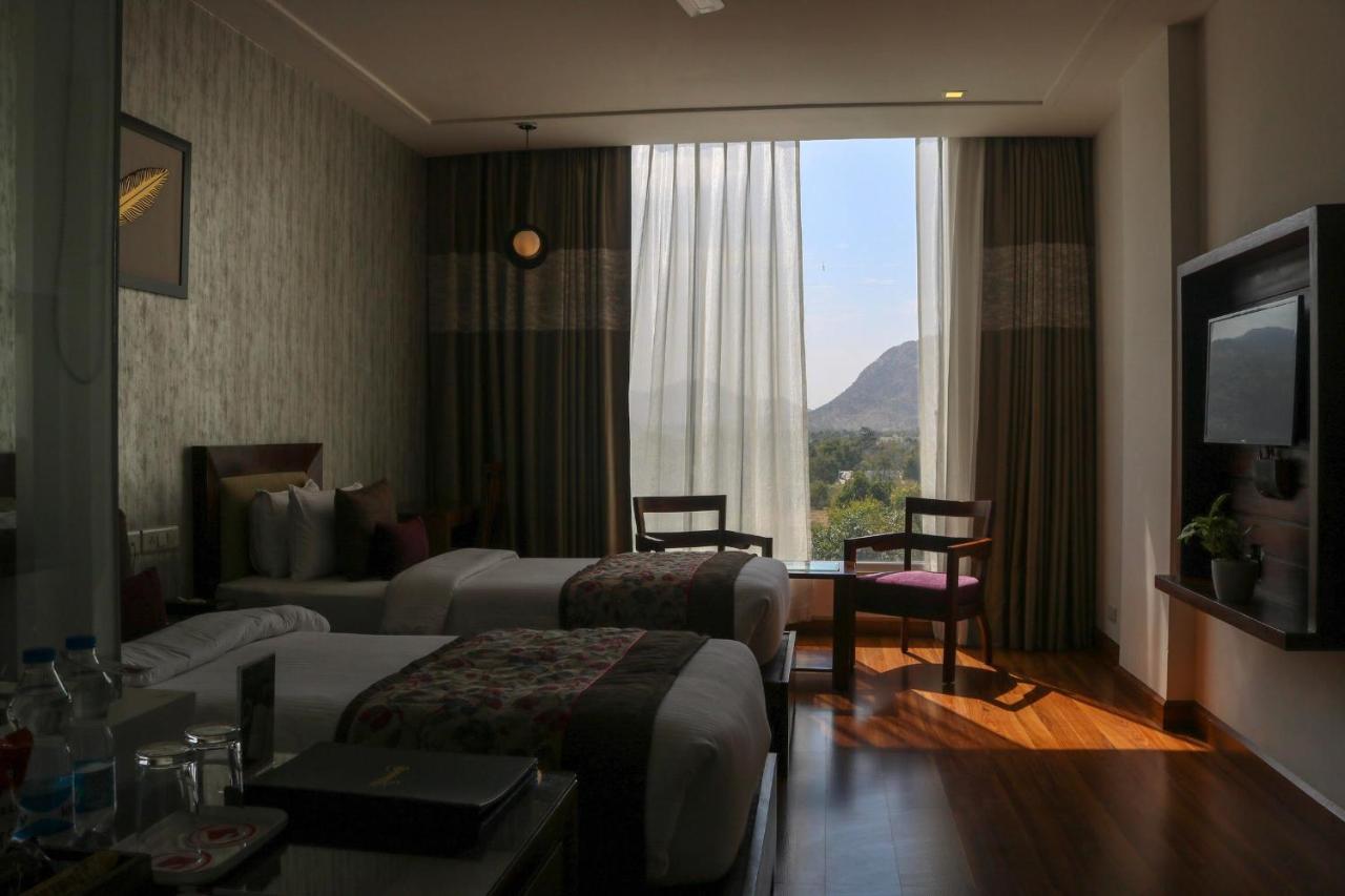 Brahma Horizon Hotel & Spa - Pushkar Ngoại thất bức ảnh